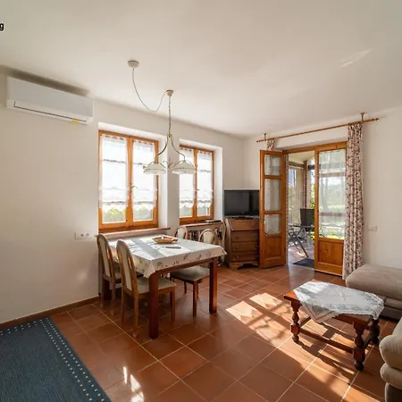 Residenza Cerreto-casalini 아파트 파니칼레