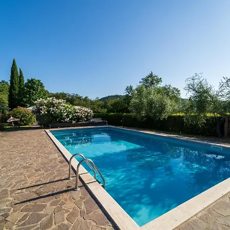 Residenza Cerreto-casalini 아파트